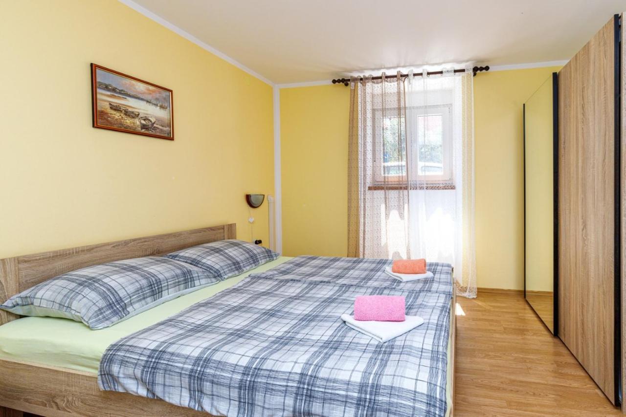 Apartments Mirjana Медулин Экстерьер фото